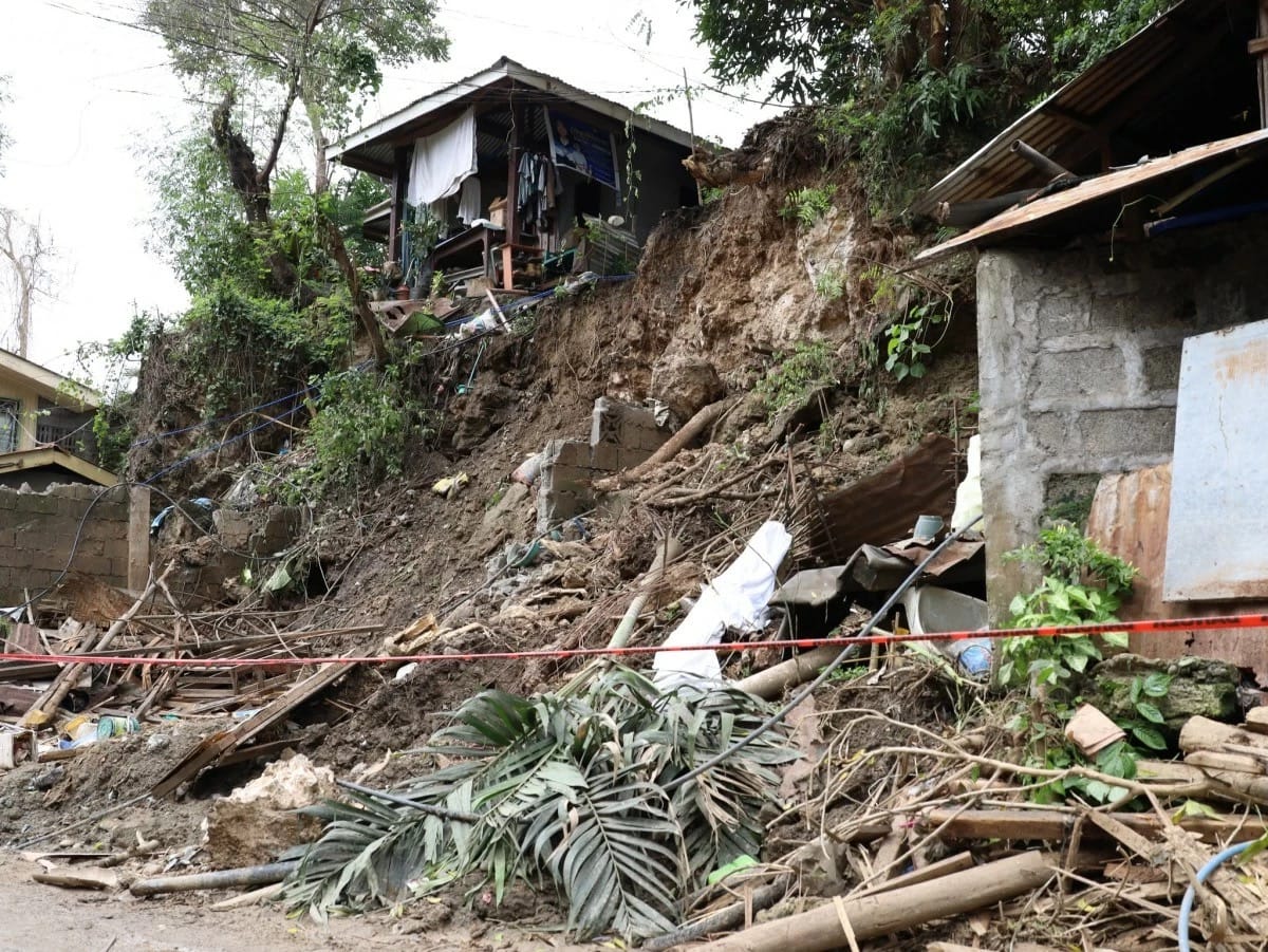 Over 300,000 People Displaced: Davao Region Reels From Massive Flooding After Days of Nonstop Rain