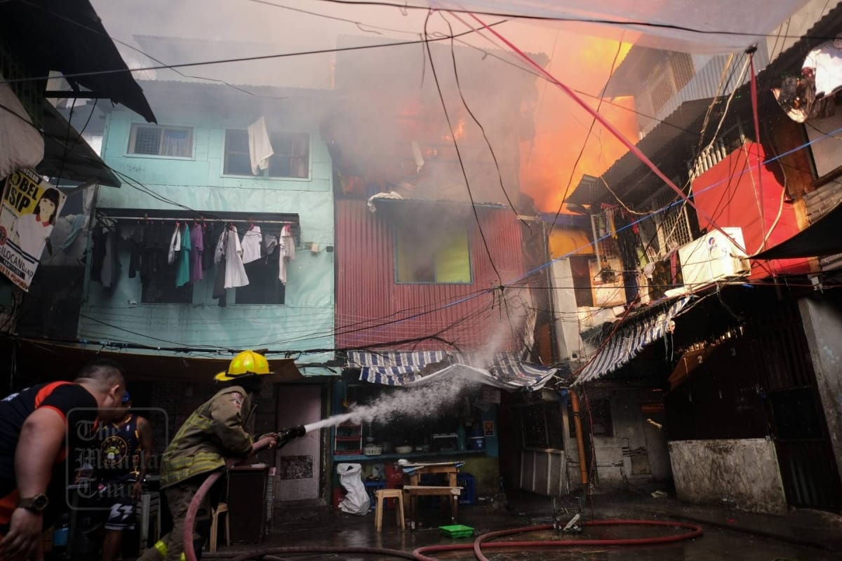 Jealous Ex-Con Pours Gasoline on His Own House After Wife Leaves Him — Burns Down 300 Homes in Intramuros, 600 Families Displaced