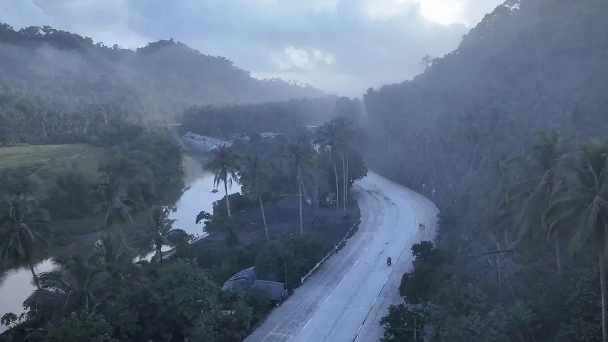 Bulusan Volcano Rumbles: 49 Earthquakes Recorded, PHIVOLCS Warns of Possible Sudden Eruption