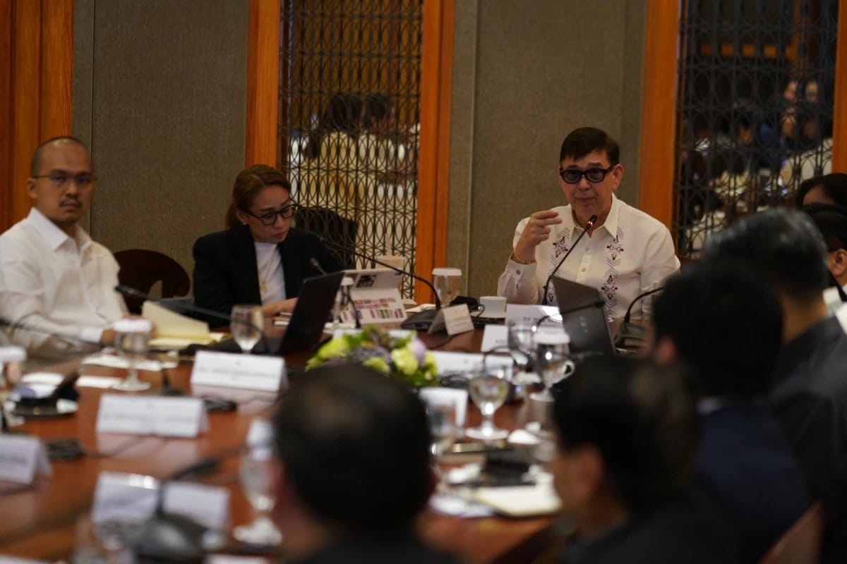 Malacañang Calls Emergency Meeting With Oil Companies — Recto Says 'Simple Lang Ang Gusto ng Pangulo'