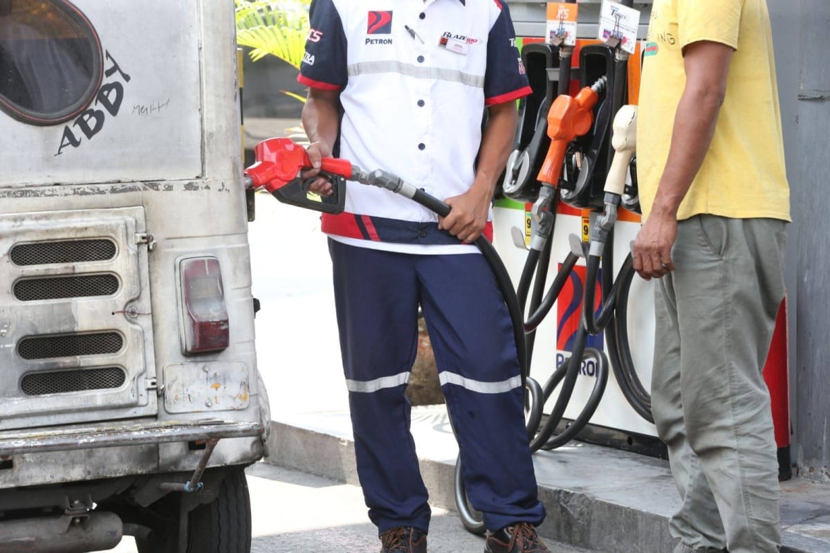 Pump Price Pain Eases a Bit, Pero Diesel Hike Is Still Coming