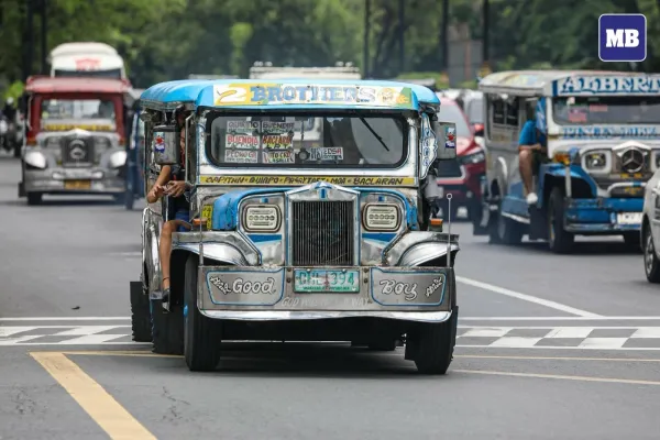 Palace Says Jeepney Fare Hike is 'Premature' Despite 8 Straight Weeks of Oil Price Increases