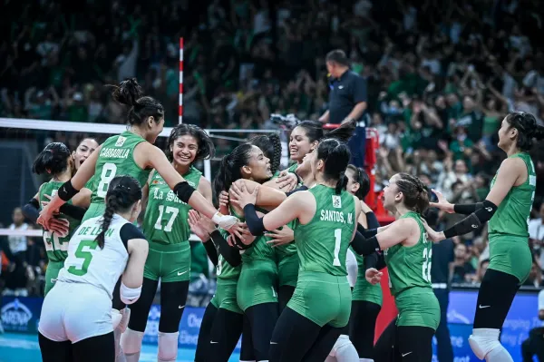 Lady Spikers Stay Perfect: La Salle Sweeps UST in Front of 15,000 Fans at MOA Arena