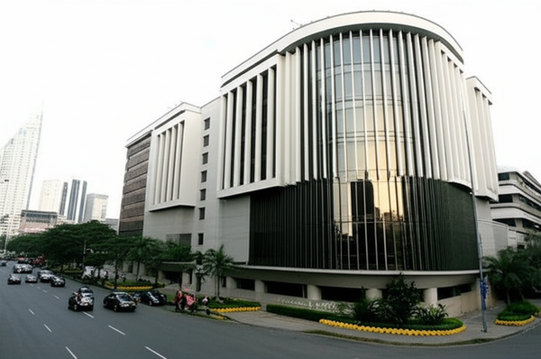 Mas Mababang Interest Rate Palapit: BSP Set to Slash Rates to 4.25% on Thursday