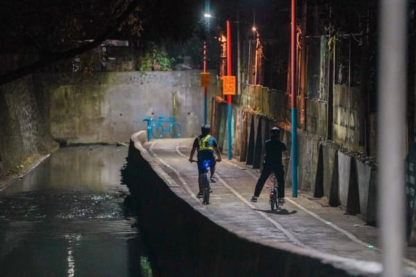 Marikina Lights Up 92 New LED Lamps Along Its Bike Lanes — Mayor Maan Says 'This Is Not Merely Decorative'