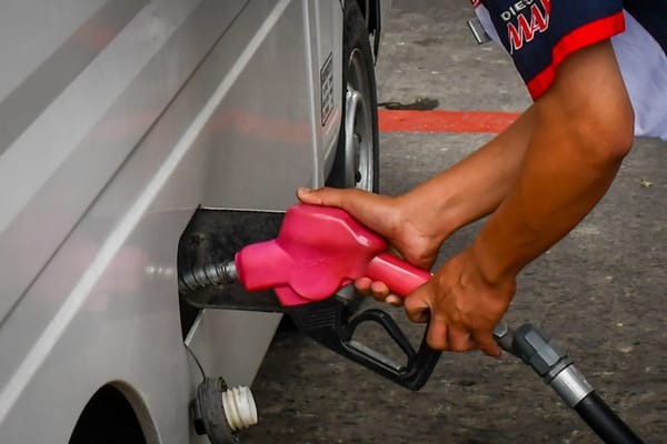 House Approves Bill Na Pwedeng Mag-Suspend ng Fuel Excise Tax — Marcos Expected to Sign ASAP