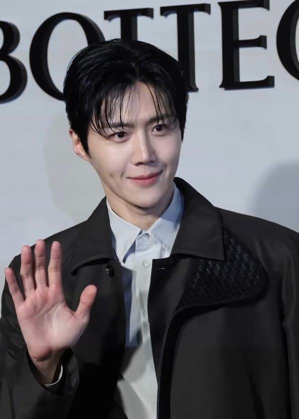 Kim Seon-ho Is Coming Back to Manila, and Fans Already Know It’s a Big Night