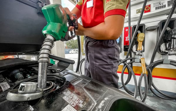 Fuel Tax Pause Law Is In — Pero Hindi Pa Automatic ang Bawas sa Presyo