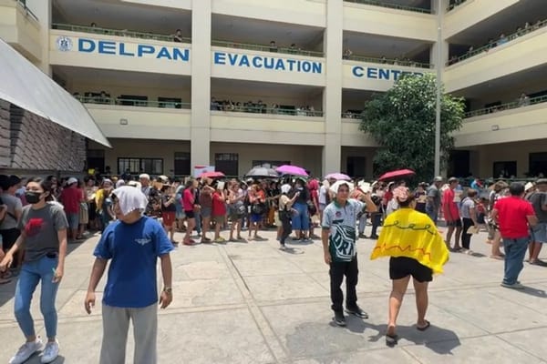 Manila Fire Leaves 2,000+ Families Homeless in Parola, Binondo